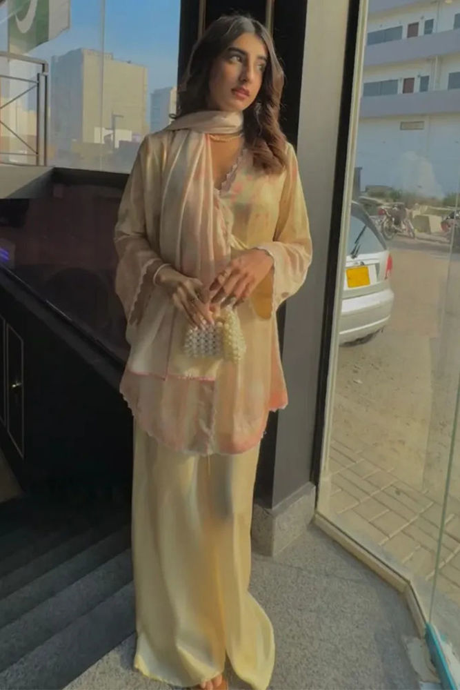 Picture of Eman Jaffer In Berry Breeze